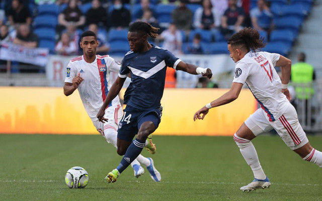  圣埃蒂安防守漏洞百出，主场惨败给特鲁瓦敲响警钟