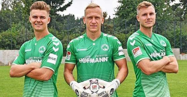  比勒菲尔德防守漏洞百出，德甲副班长处境危急