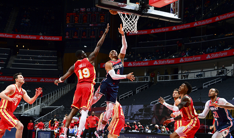  特雷杨三分盛宴老鹰惜败凯尔特人