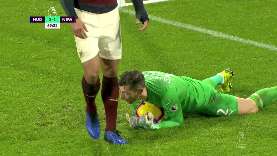  纽卡斯尔联老将特里皮尔任意球直接破门锁定胜局